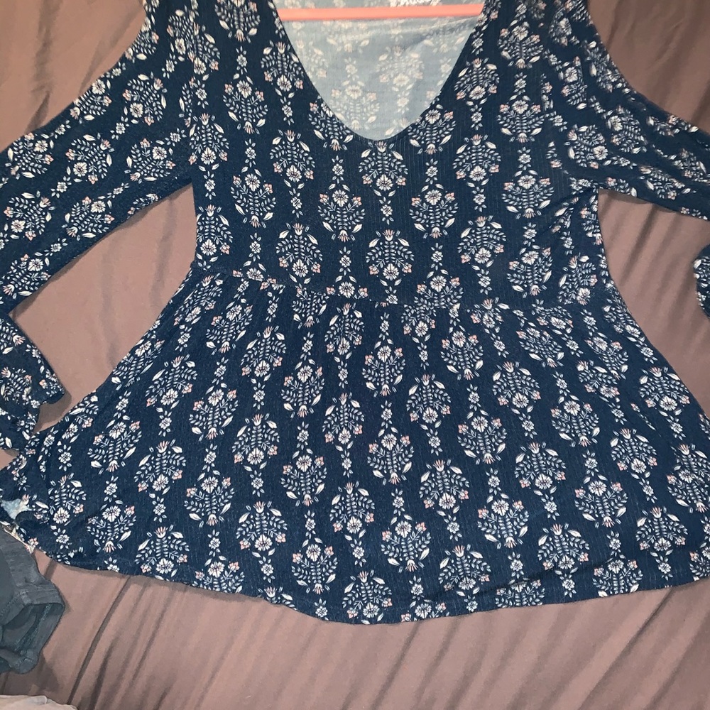 Cute blouse